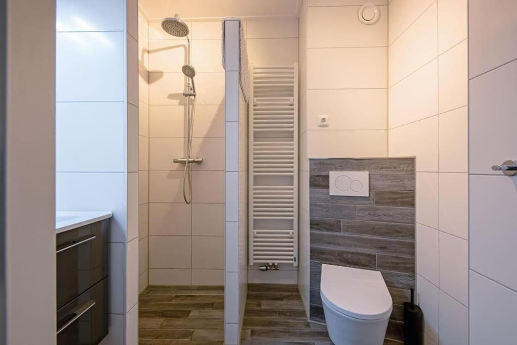 Heerlijk Appartement Op Texel Vlakbij Bos En Zee. De Koog  Exteriör bild